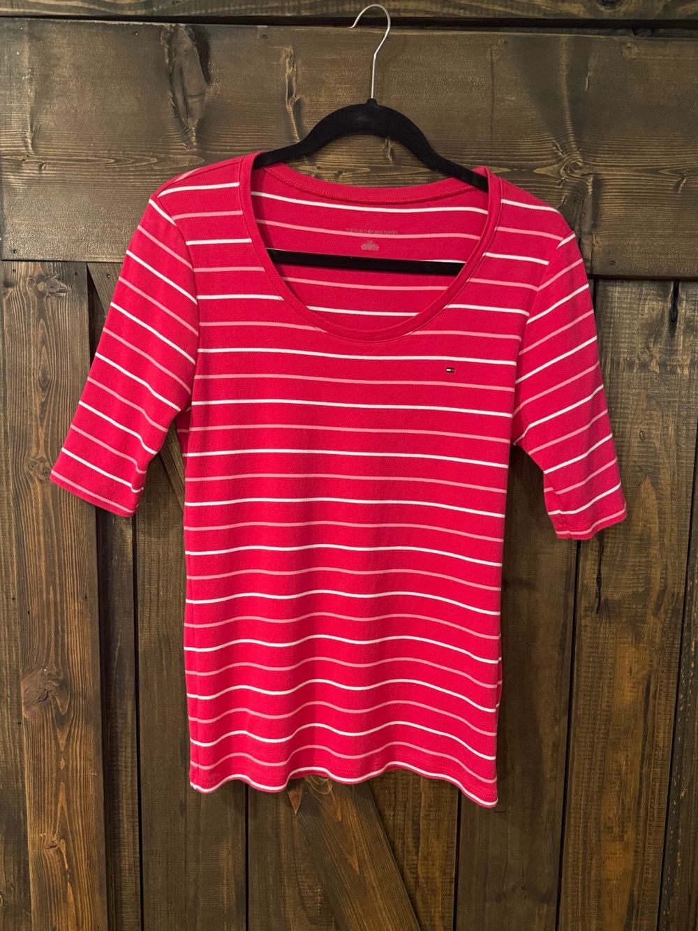 Tommy Hilfiger Women’s Pink Stripe Scoop Neck Top